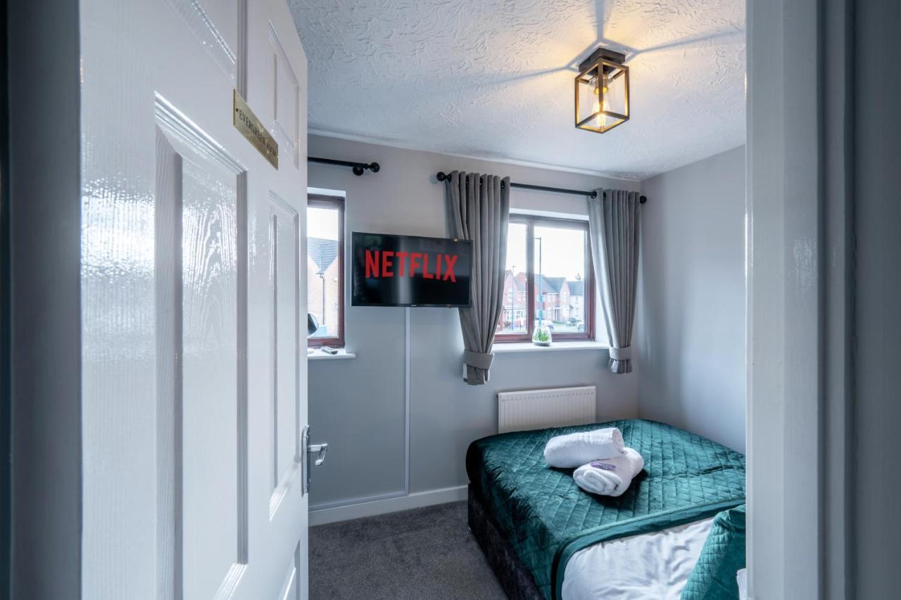 Yew Tree House Contractor / Family Home Free Netflix Fast Wifi Near Dudley/Birmingham Cradley Heath Exterior photo